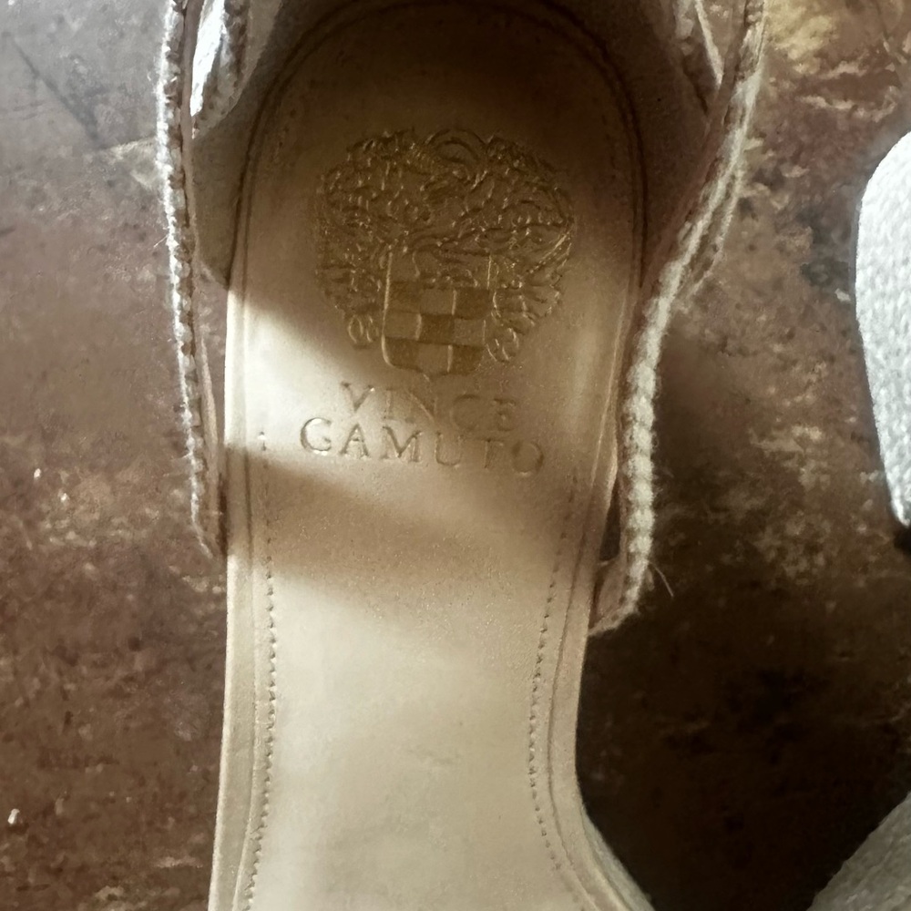 Vince Camuto Women's Tan Espadrilles